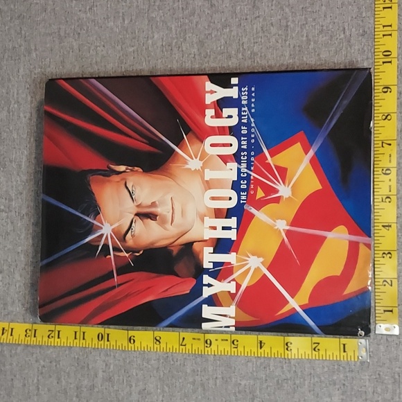 Mythology The DC Comics Art of Alex Ross Chip Kidd Geoff Spear 2003 Table Book - Picture 15 of 16